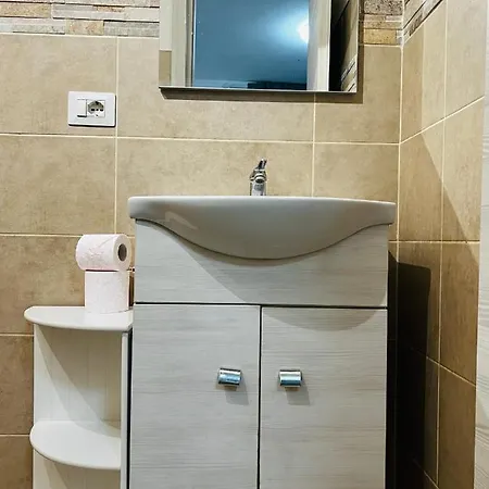 Apartman Caronda House Living *